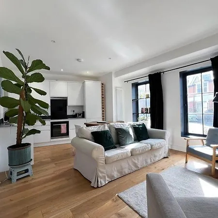 Poets Rest, Free Parking, Ev Socket Fees Apply Walk To Beach Brighton Exterior foto