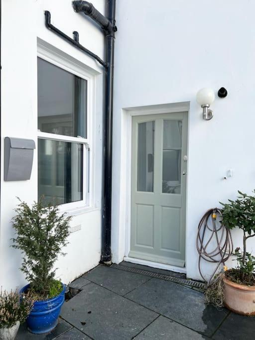 Apartment Poets Rest, Free Parking, Ev Socket Fees Apply Walk To Brighton